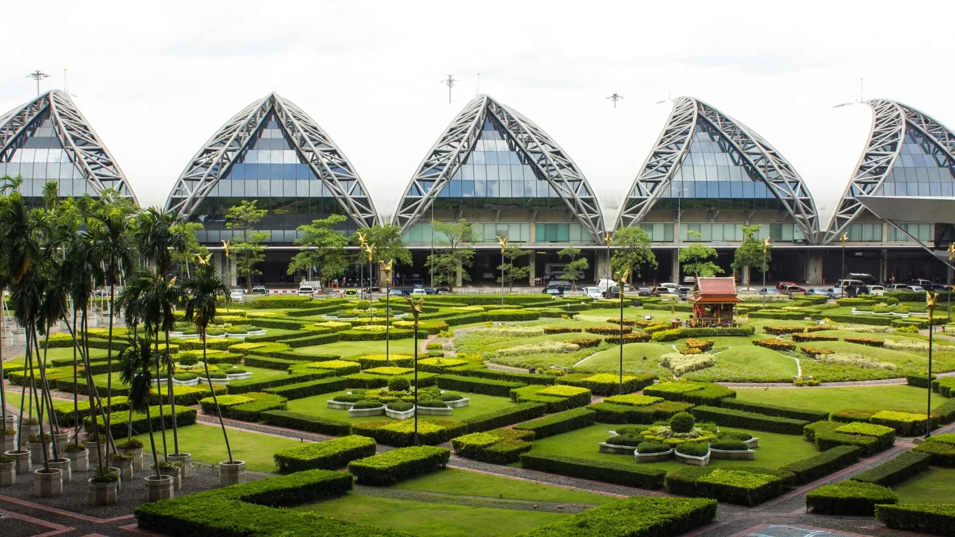 ท่าอากาศยานสุวรรณภูมิ